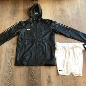 Nike windbreaker zip jacket and soccer shorts, Men’s Medium, NWT